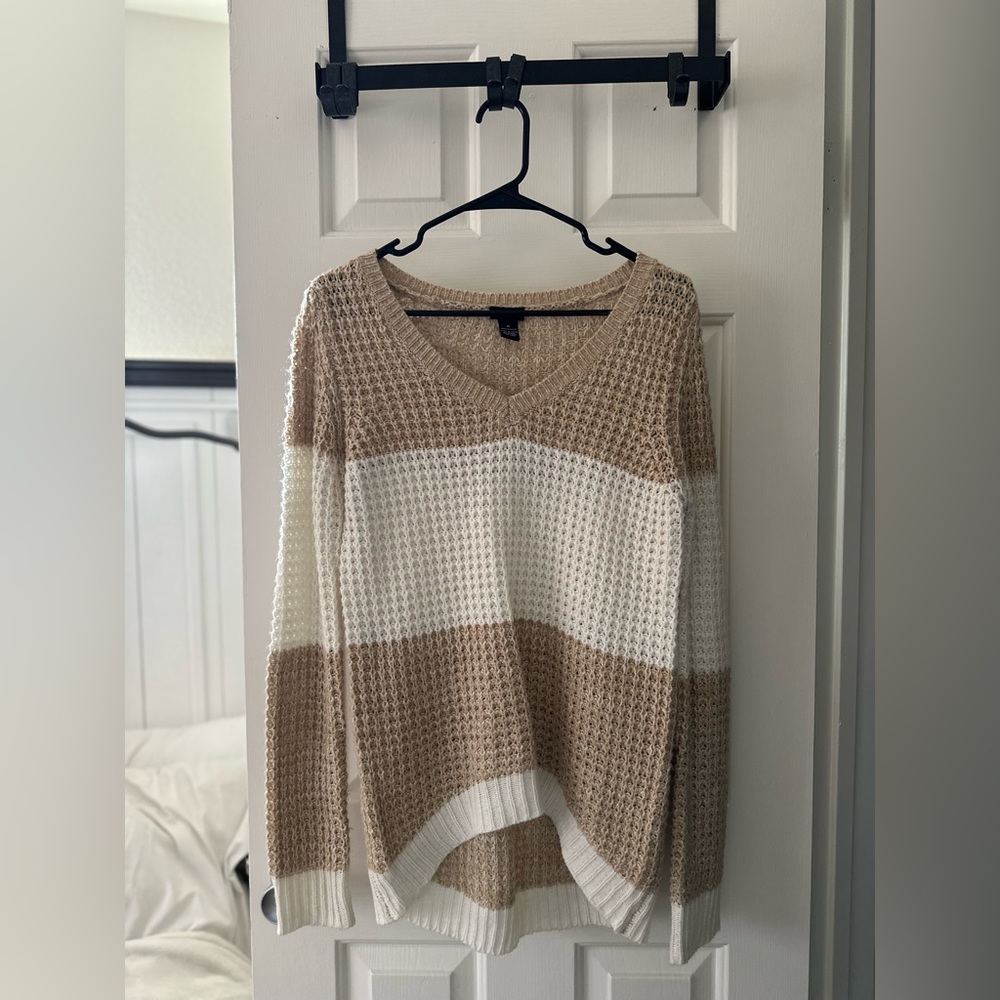 Rue 21 Women’s Sweatshirt Long Sleeve